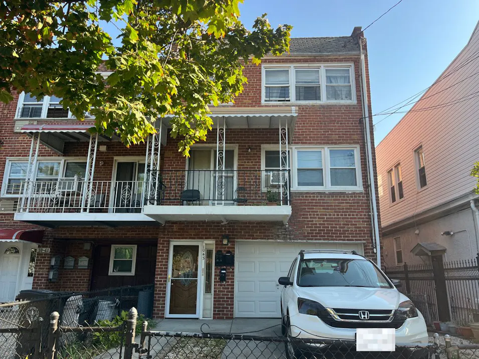 1043 E 84th Street Brooklyn, NY 11236, Kings County