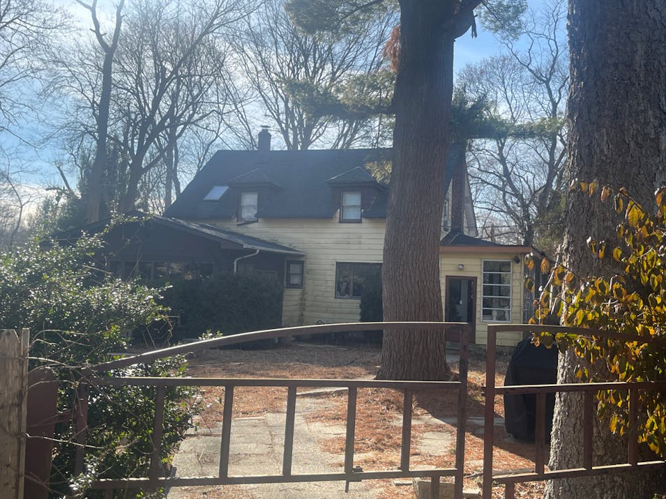 2 Woods Roadway Aka 2 Woods Road Locust Valley, NY 11560, Nassau County