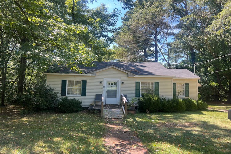 75 Rogers Ave Louisville, MS 39339, Winston County