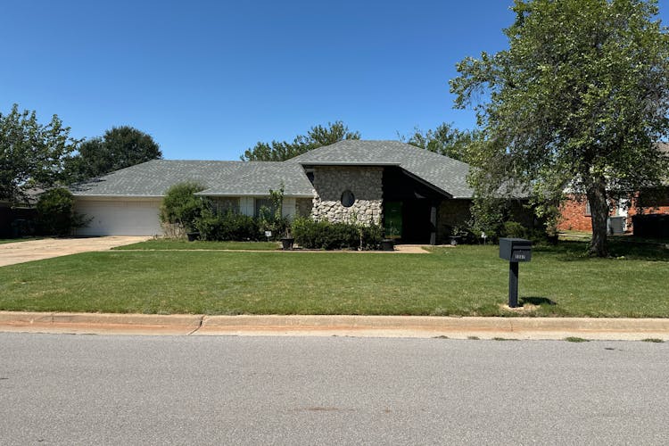 2217 N W 120th St Oklahoma City, OK 73120, Oklahoma County