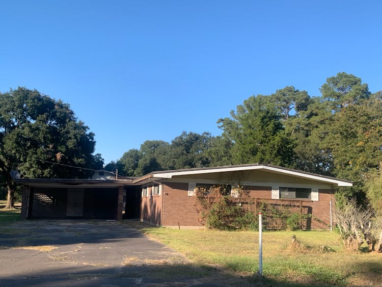 1101 Cherry St Mamou, LA 70554, Evangeline County