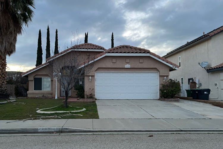 39925 Milan Dr Palmdale, CA 93551, Los Angeles County