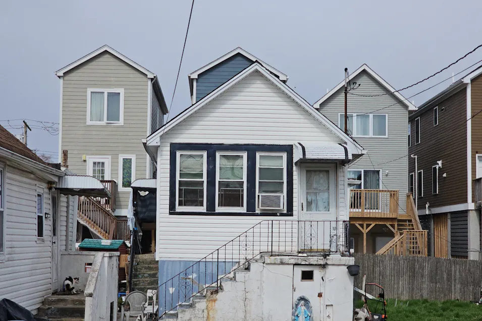233 Colony Avenue Staten Island, NY 10306, Richmond County