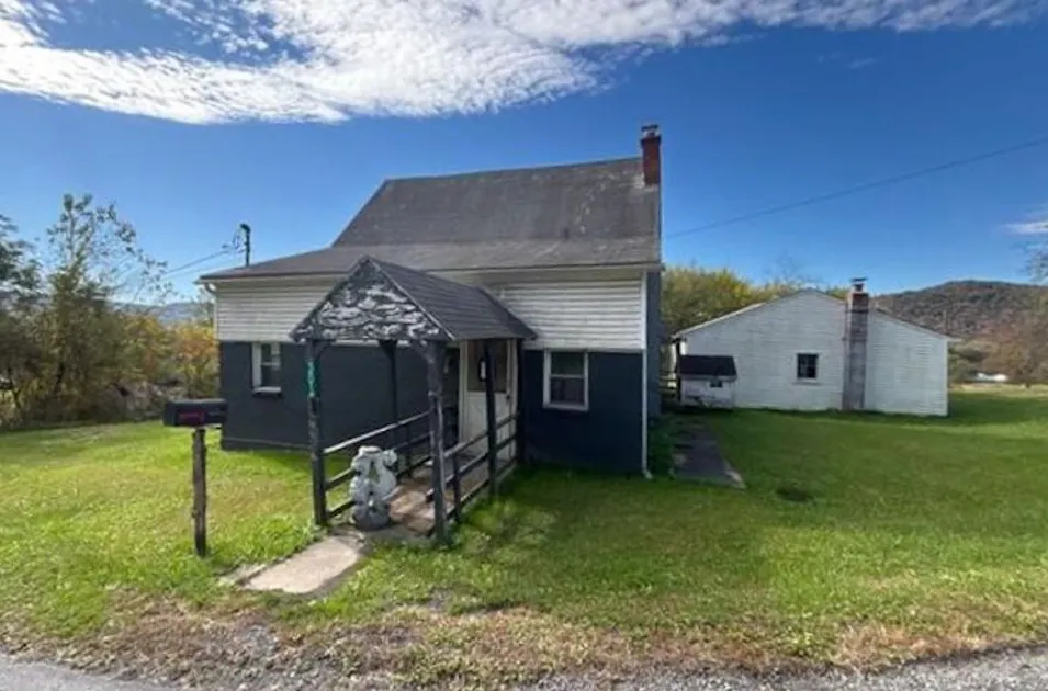 301 Berry Rd Beech Creek, PA 16822, Clinton County