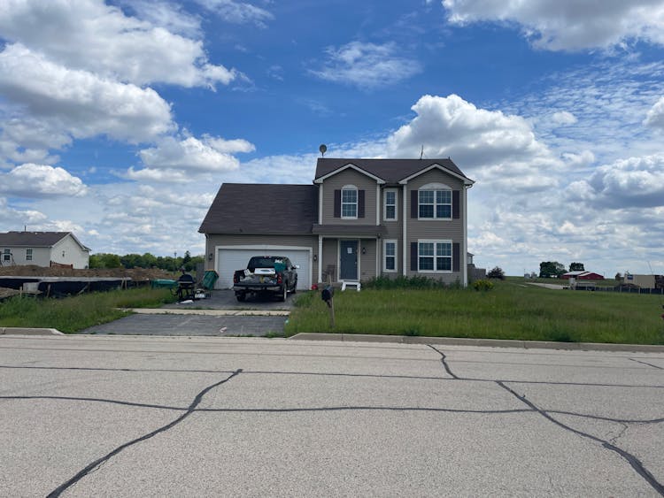 780 Waters Edge Boulevard Malta, IL 60150, Dekalb County