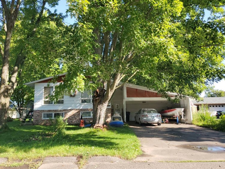 225 W Division Street Rush City, MN 55069, Chisago County