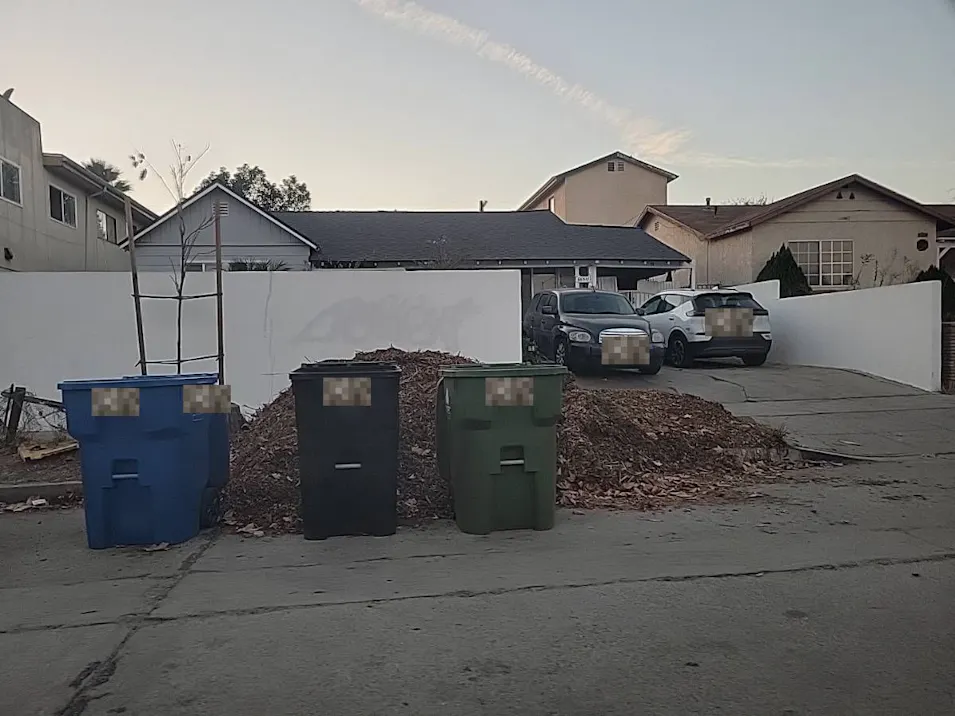 6651 Farmdale Ave North Hollywood, CA 91606-1869, Los Angeles County