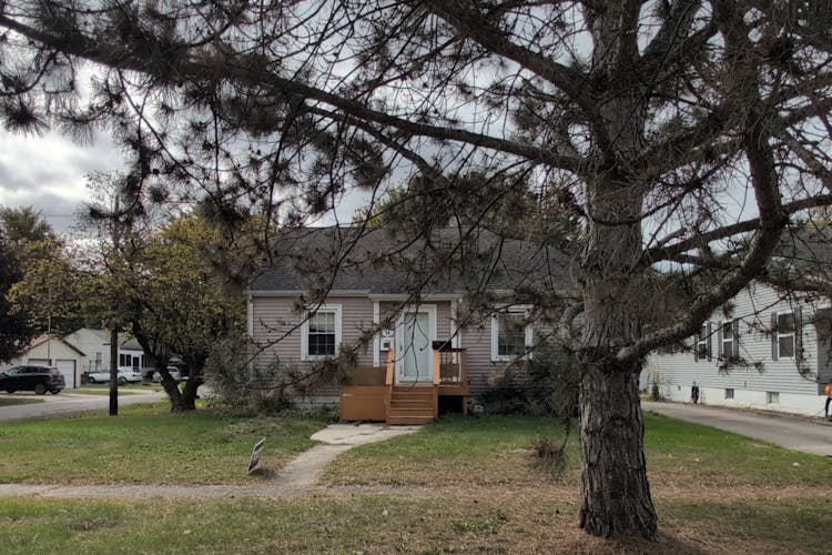 14 Westwood Mattoon, IL 61938, Coles County