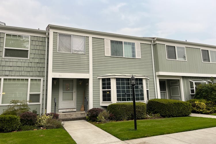 8650 Onyx Dr SW Unit D Lakewood, WA 98498, Pierce County