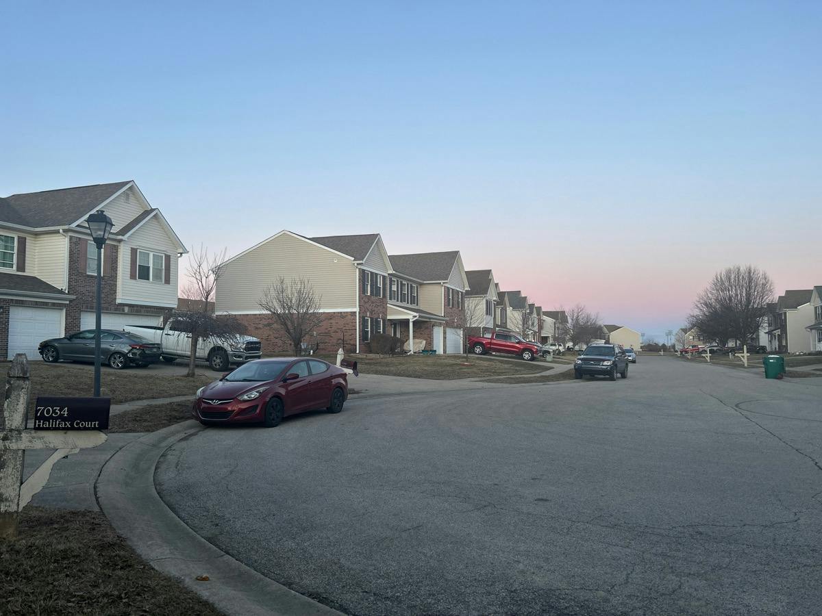 Halifax Ct, Avon, IN 46123