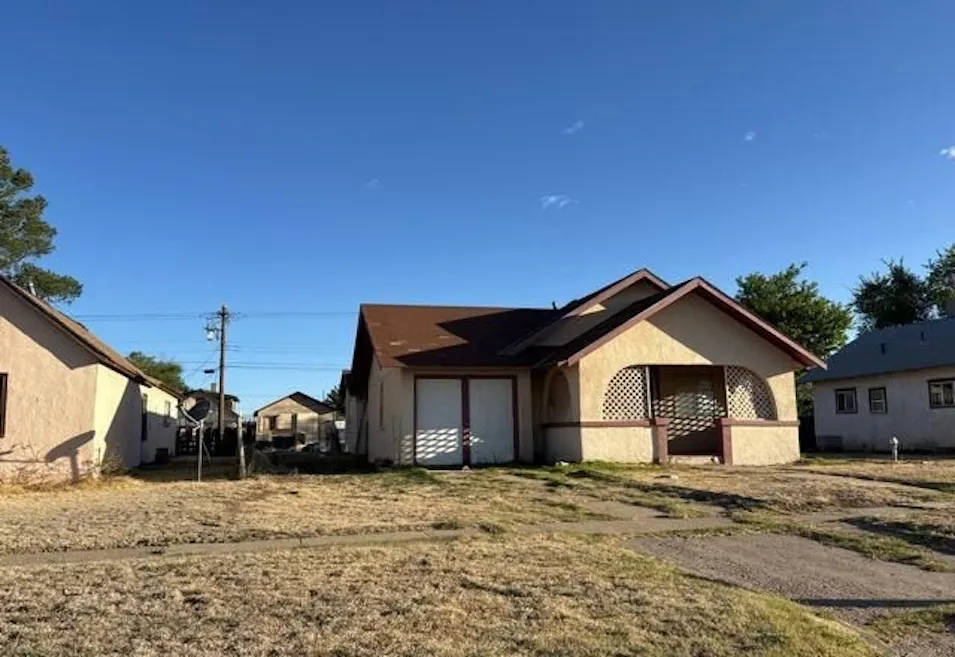 7 Cherry St Clayton, NM 88415, Union County