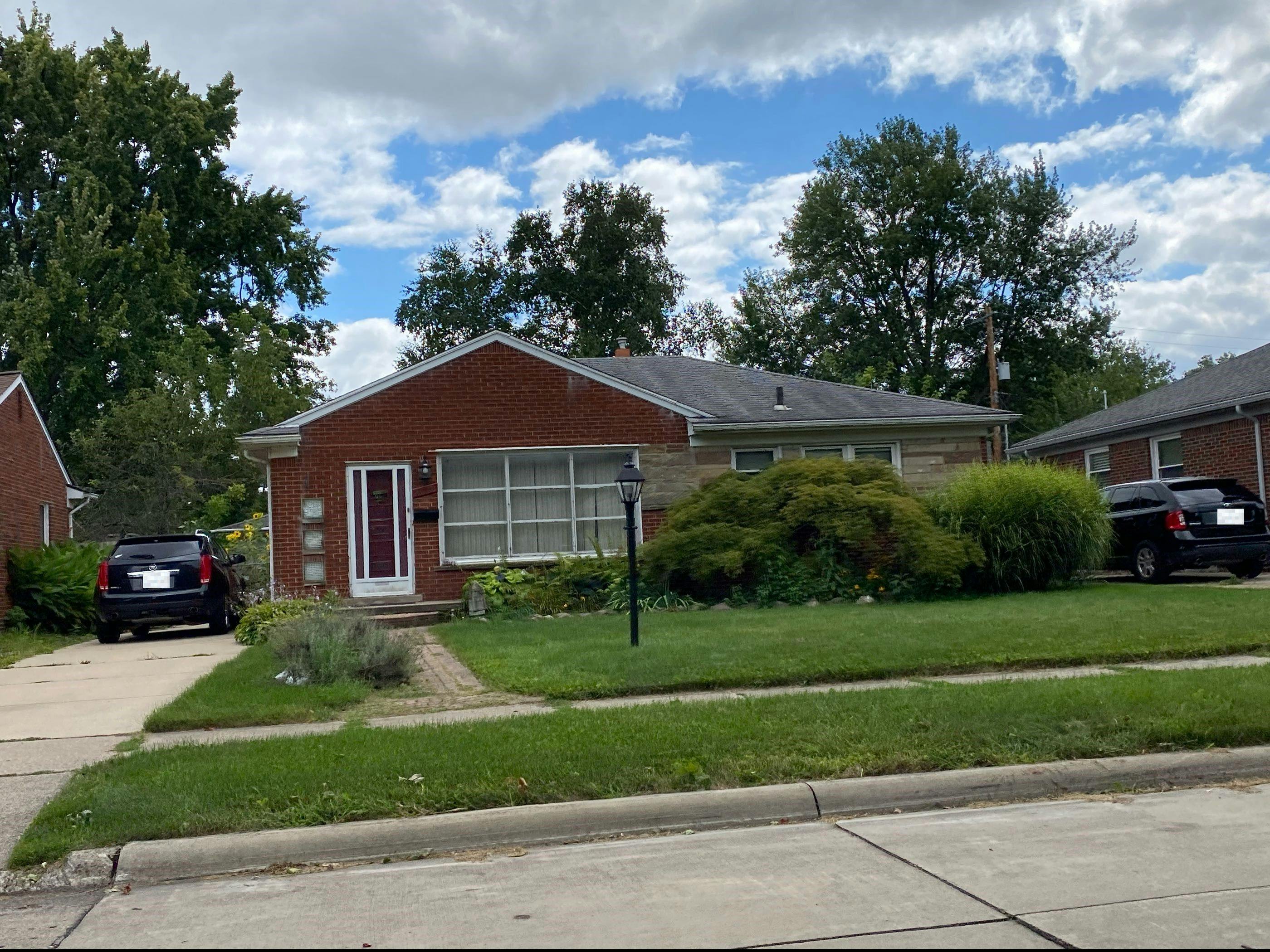 Genesee Dr, Royal Oak, MI 48073 #1