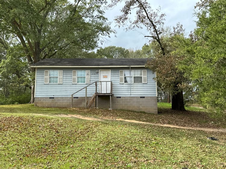 815 Sandhill Ave Baldwyn, MS 38824, Lee County