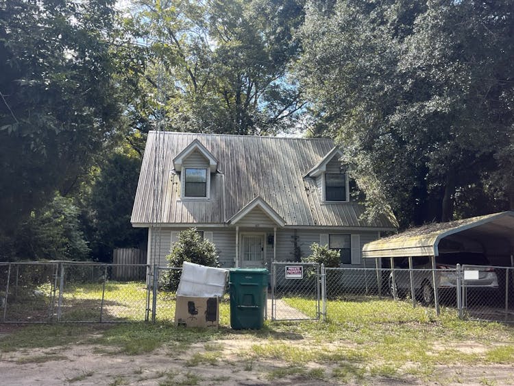 127 S 22nd St Defuniak Springs, FL 32435, Walton County