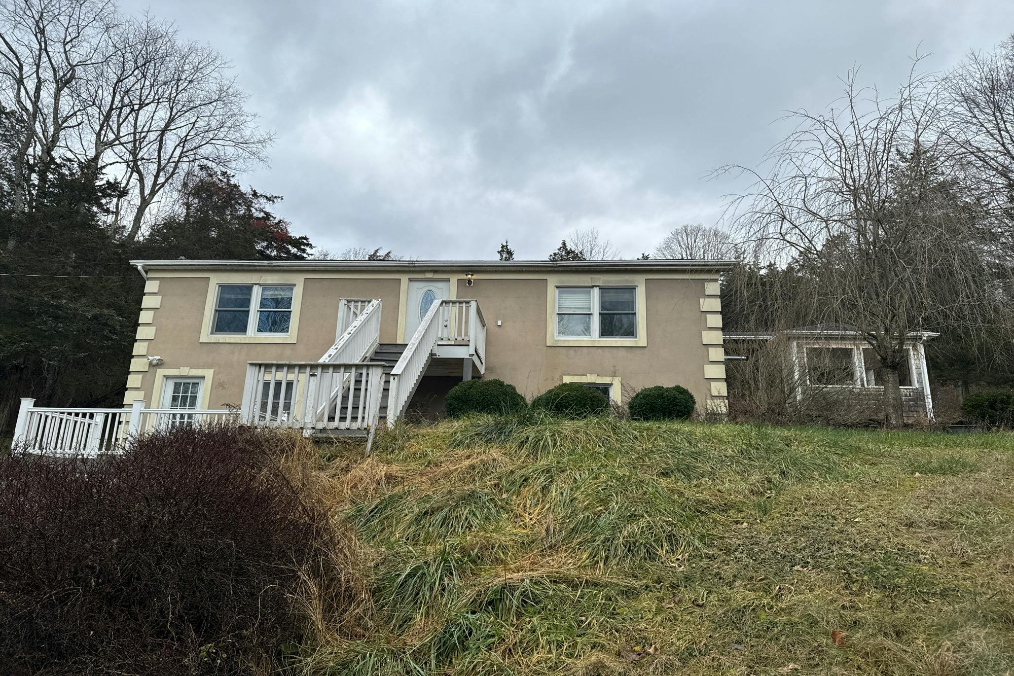 Beach Rd, Poughquag, NY 12570