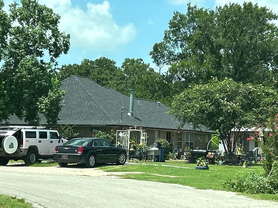 1408 Sauls St Navasota, TX 77868, Grimes County
