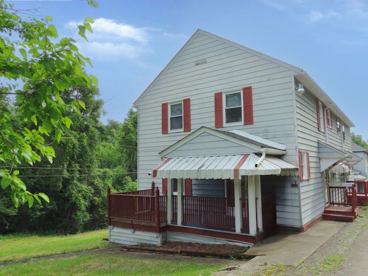 289 Sheridan AVENUE Nemacolin, PA 15351, Greene County