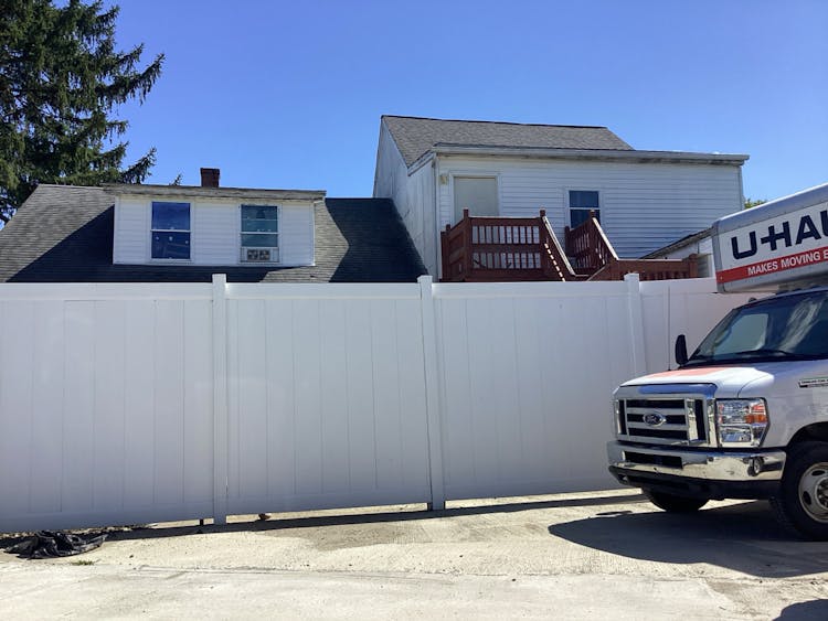 8 Pine Hill Road Hadley, MA 01035, Hampshire County