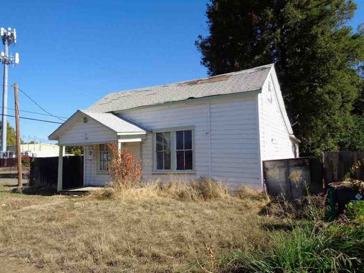 256 Madison Street Red Bluff, CA 96080, Tehama County