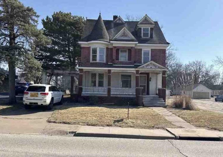 501 Lafayette St Macomb, IL 61455, McDonough County