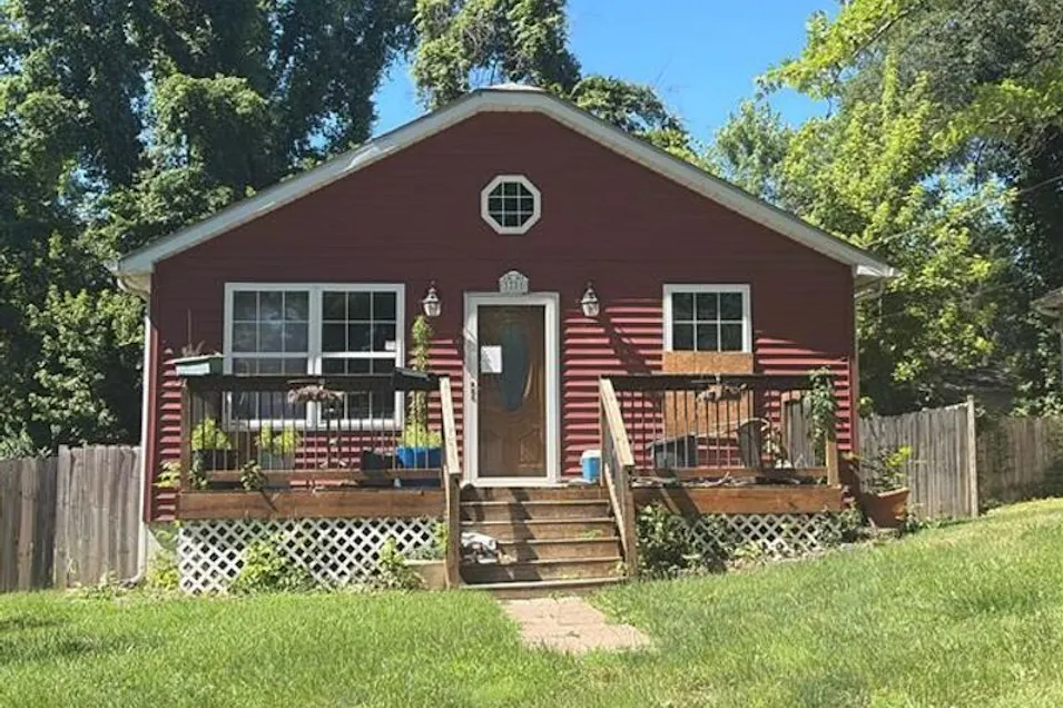 3200 Franor St Alton, IL 62002, Madison County