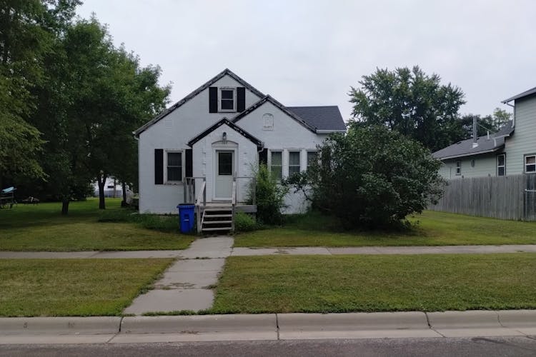 708 5th Ave Madison, MN 56256, Lac Qui Parle County