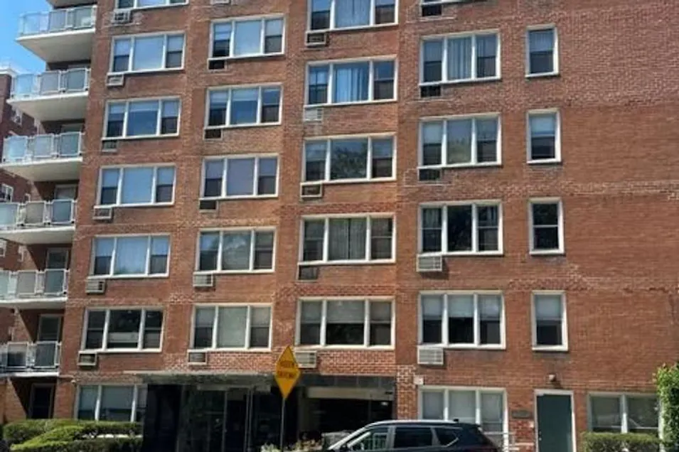 3755 Henry Hudson Parkway, Apt 11a Bronx, NY 10463, Bronx County