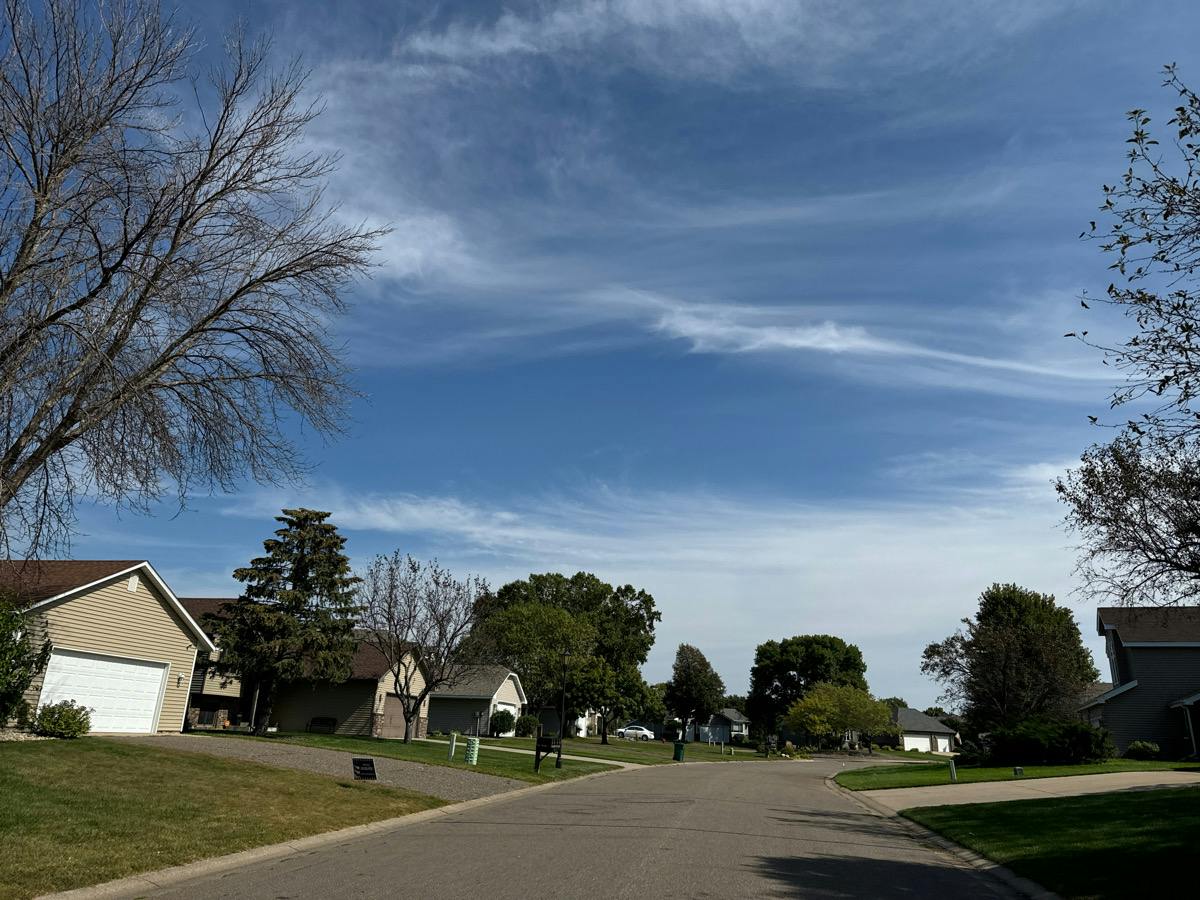 Queens Gdns, Minneapolis, MN 55443