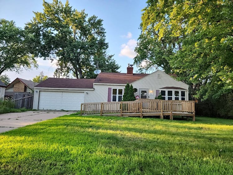 6412 44th Ave N Crystal, MN 55428, Hennepin County