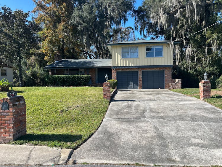 1742 Memory Ln Jacksonville, FL 32210, Duval County