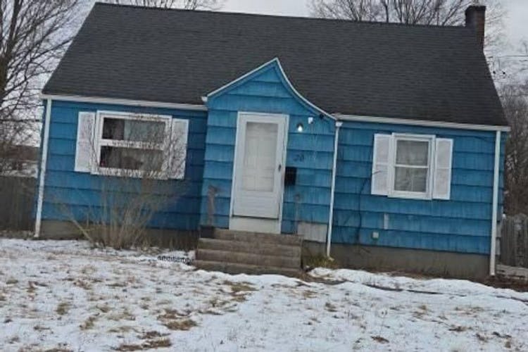 20 Morris Ct East Hartford, CT 06108, Hartford County