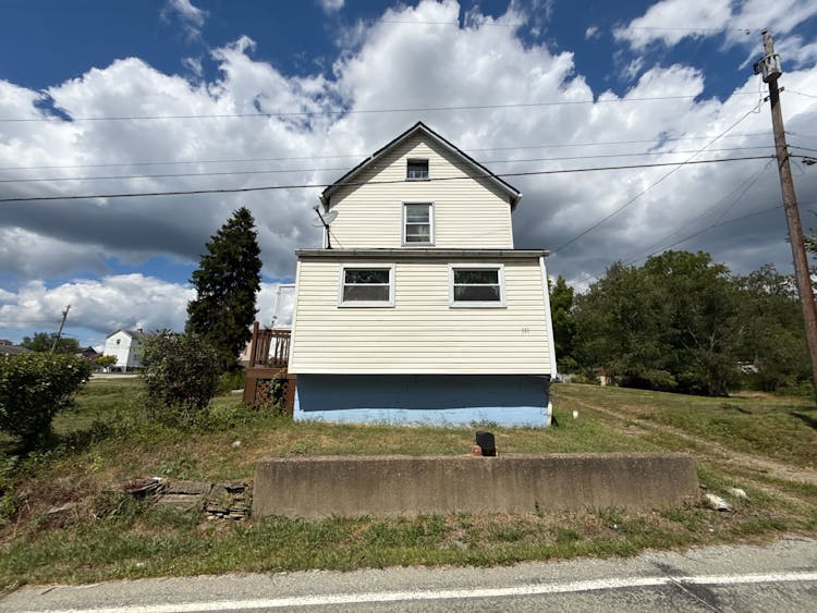 551 Joffre Bulger Rd Joffre, PA 15053, Washington County