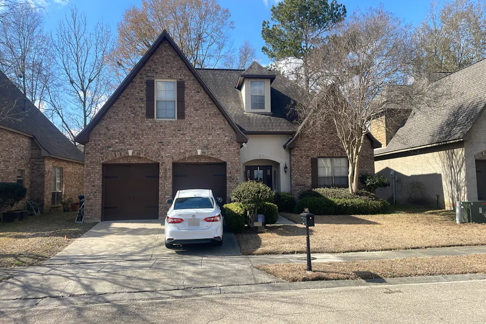 3060 Grassy Lake Dr Baton Rouge, LA 70816, East Baton Rouge Parish County