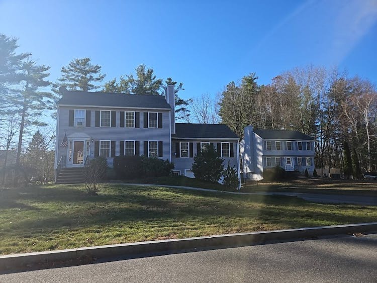 20 Magnolia Ln Derry, NH 03038, Rockingham County