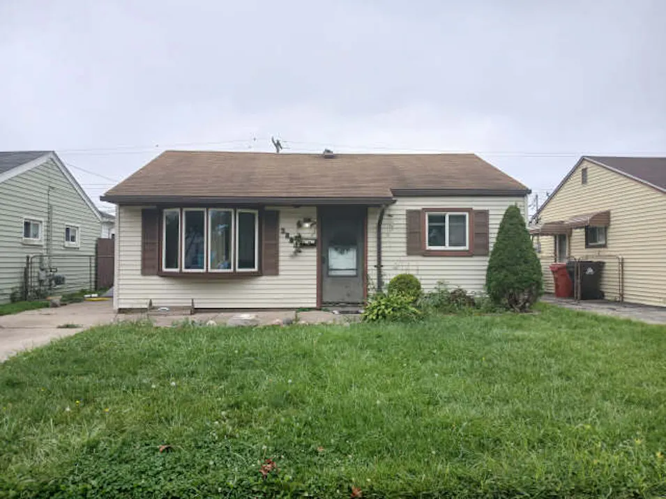 28831 Rosemont St Roseville, MI 48066, Macomb County