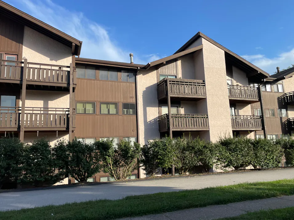 1465 Heritage Landing 205 Saint Charles, MO 63303, St. Charles County