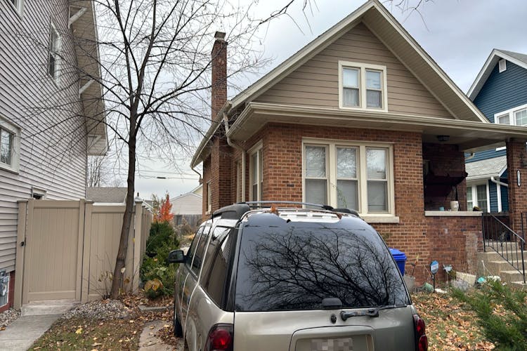 7320 34th Ave Kenosha, WI 53142, Kenosha County