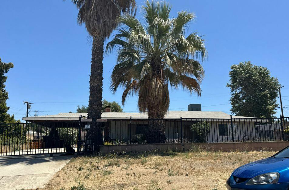 Davis St, Lake Elsinore, CA 92530