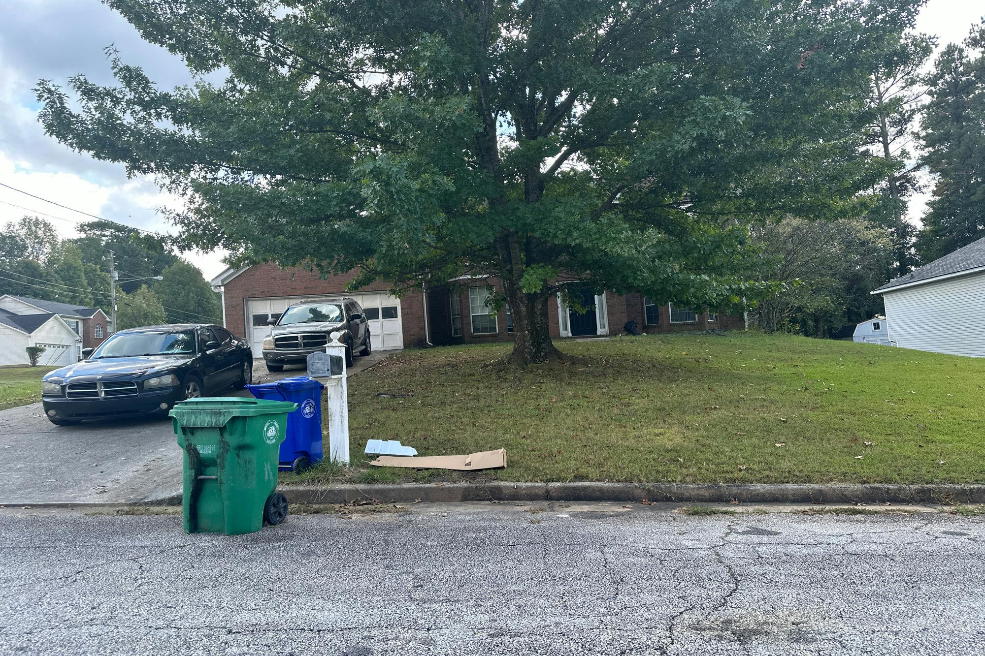 Garden Mill Ln, Ellenwood, GA 30294