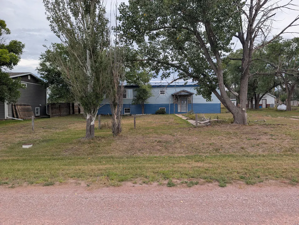 805 Taft Ave Edgemont, SD 57735, Sioux County