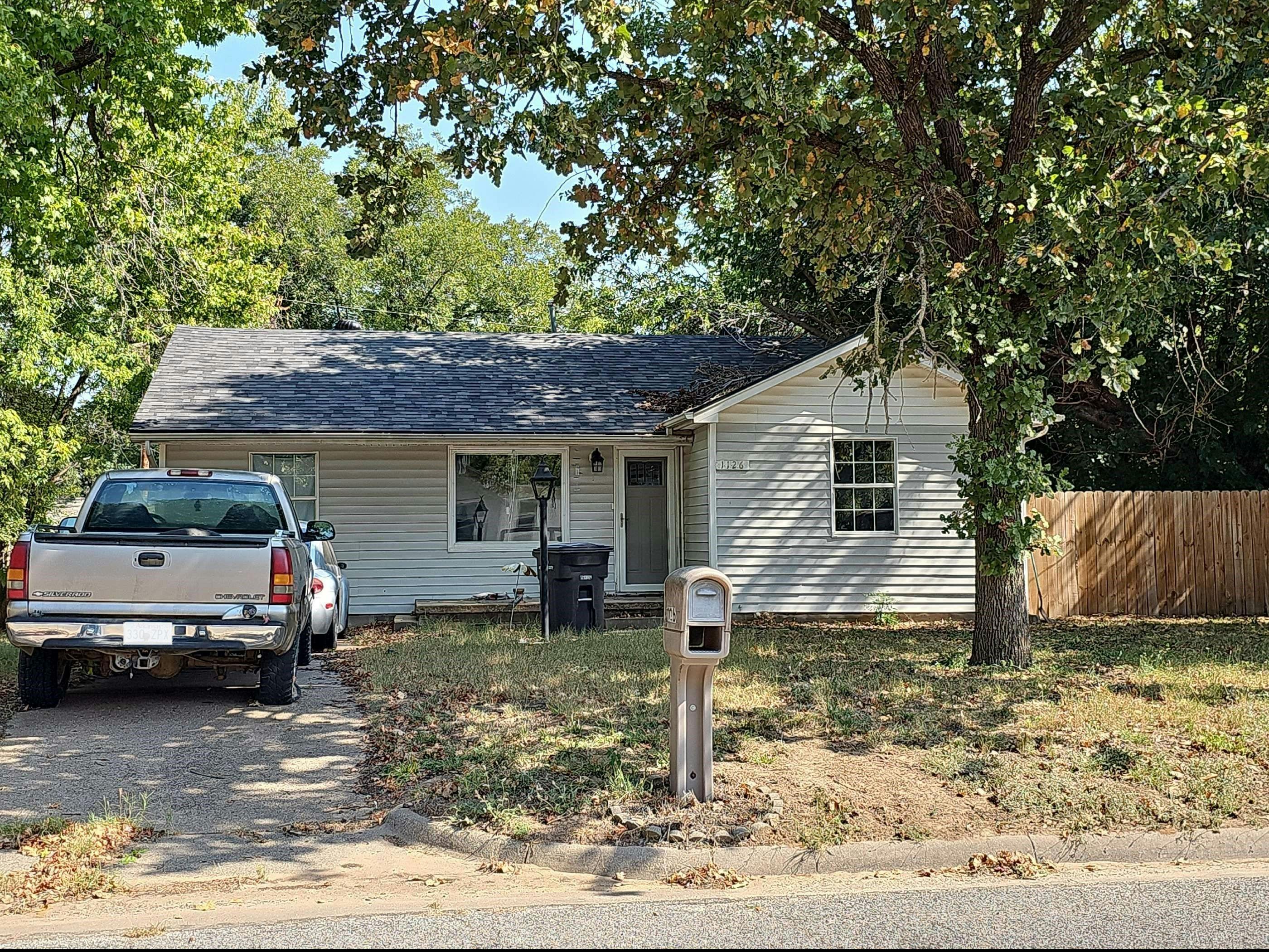 9th St, Arkansas City, KS 67005