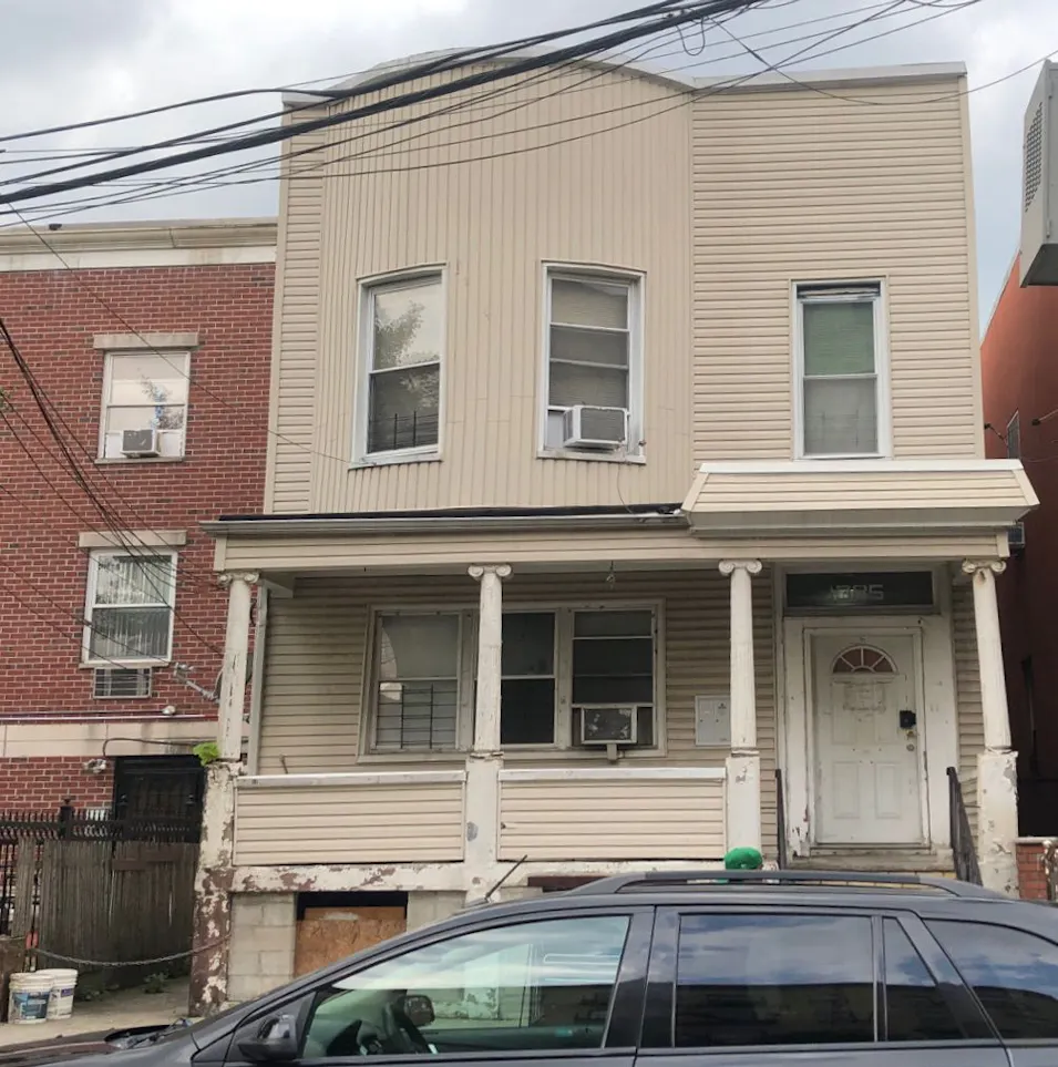 1385 Crotona Avenue Bronx, NY 10456, Bronx County