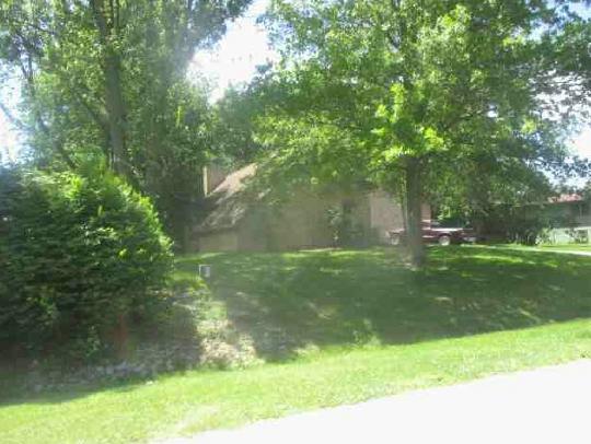 Kingsway Dr, Crown Point, IN 46307 #1