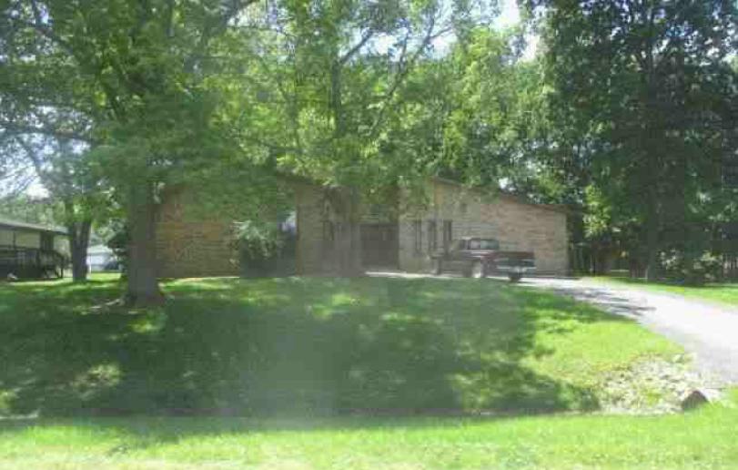 Kingsway Dr, Crown Point, IN 46307