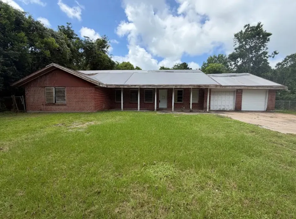 1301 Vauthier St La Marque, TX 77568, Galveston County