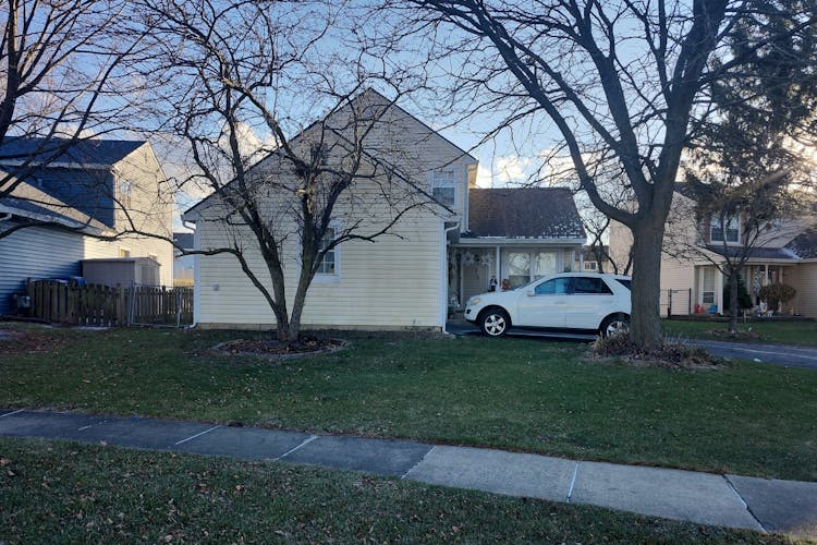 1885 Grosse Pointe Ct Hanover Park, IL 60133, Cook County