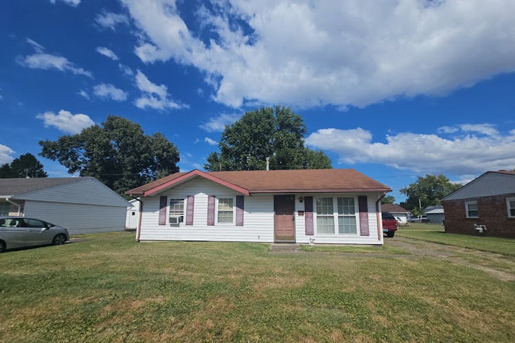 2131 Surrey Drive West Owensboro, KY 42301, Daviess County