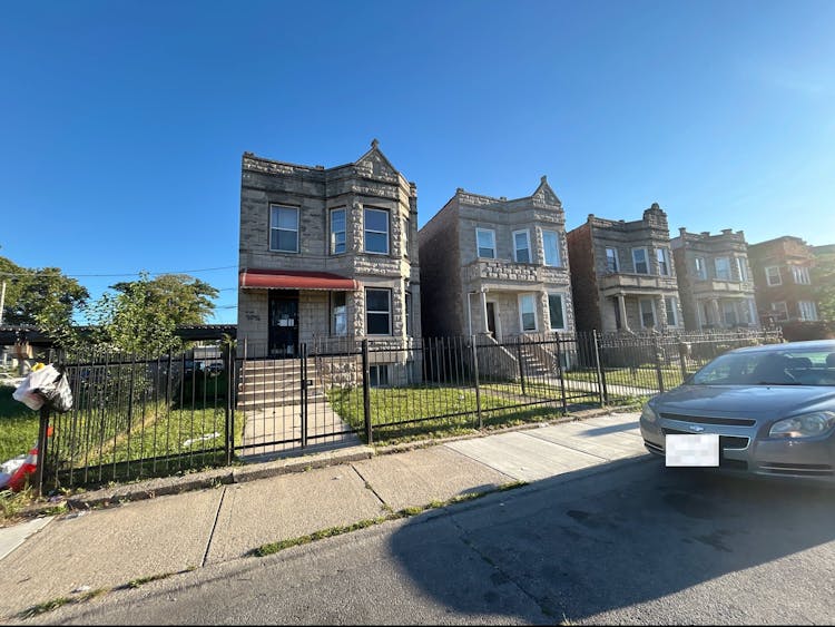 4046 West 21st Street Chicago, IL 60623, Cook County