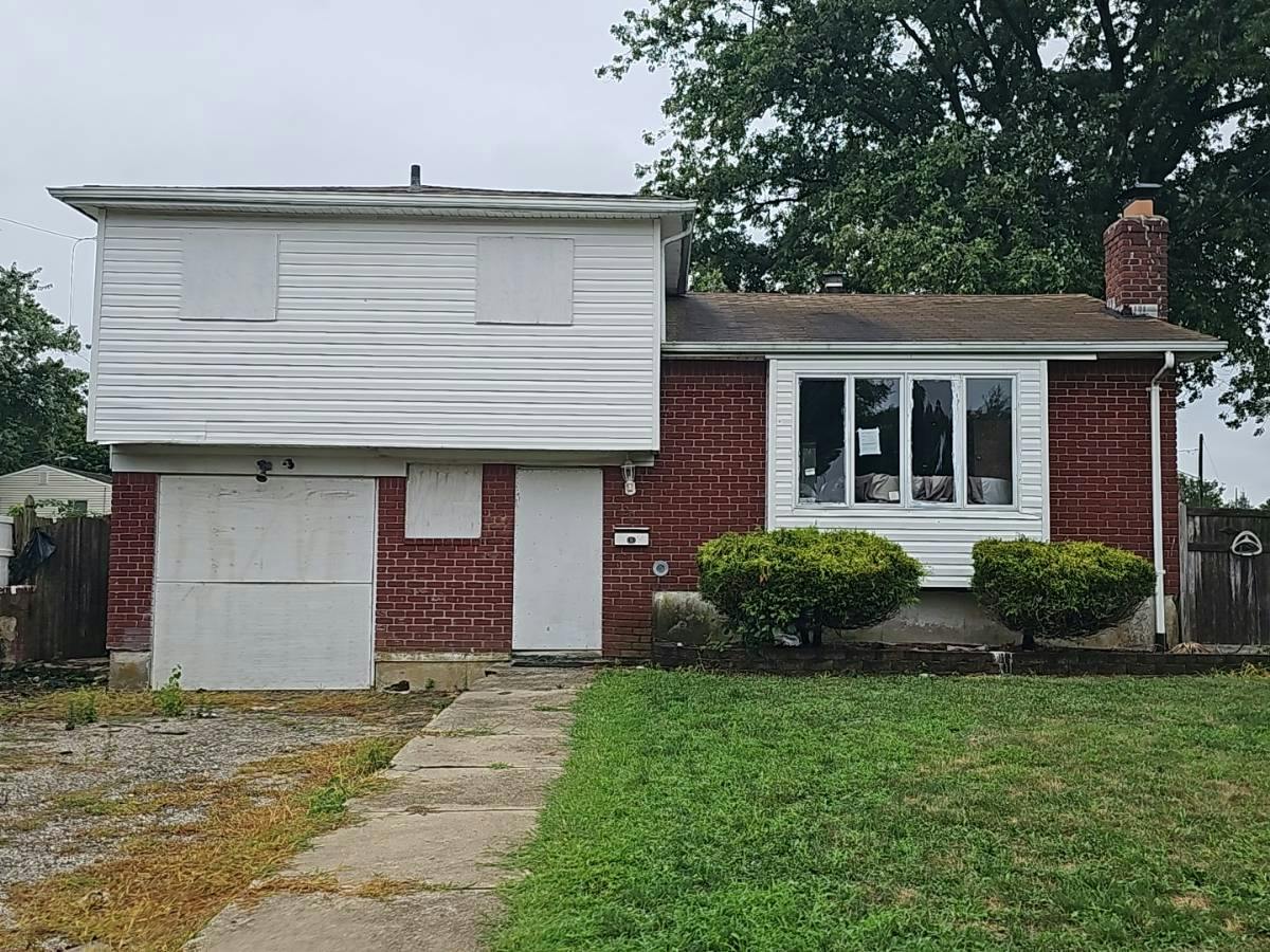 8th St, Huntington Station, NY 11746 #1