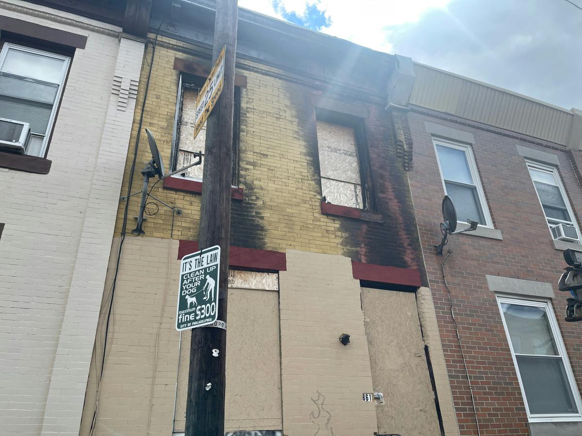 Garnet St, Philadelphia, PA 19132